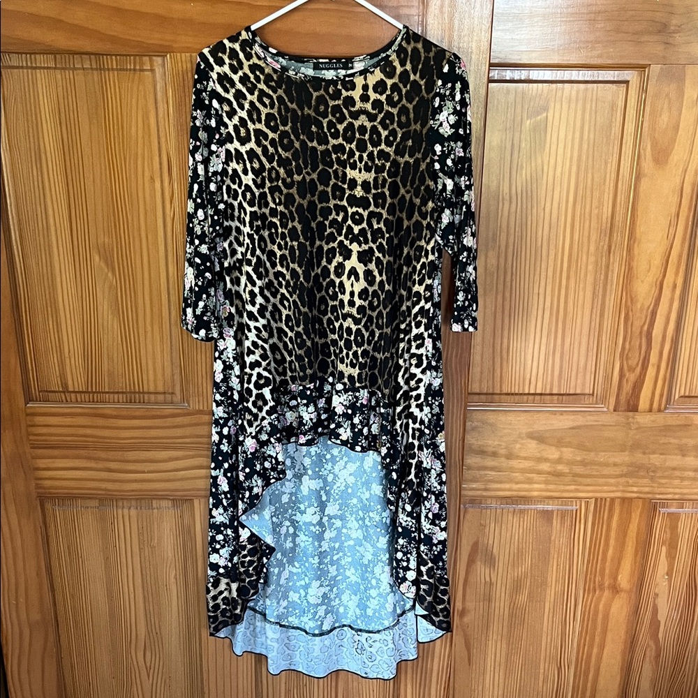 Nuggles Leopard/Floral Print High-Low Top